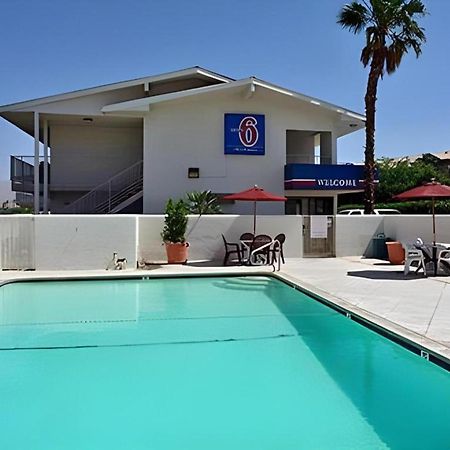 Motel 6-Palm Desert, Ca - Palm Springs Area Бермуда-Дюнс Экстерьер фото