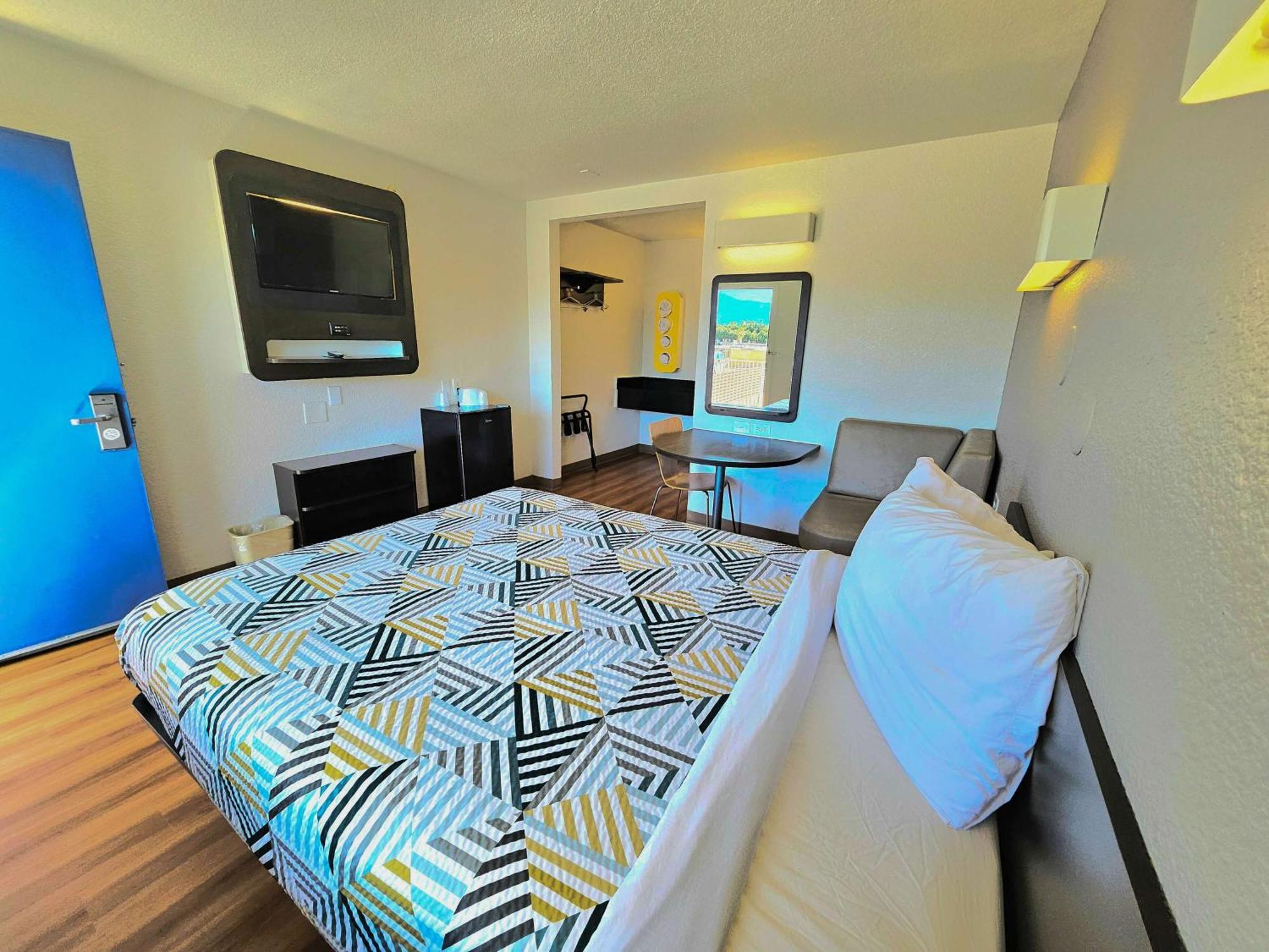 Motel 6-Palm Desert, Ca - Palm Springs Area Бермуда-Дюнс Экстерьер фото