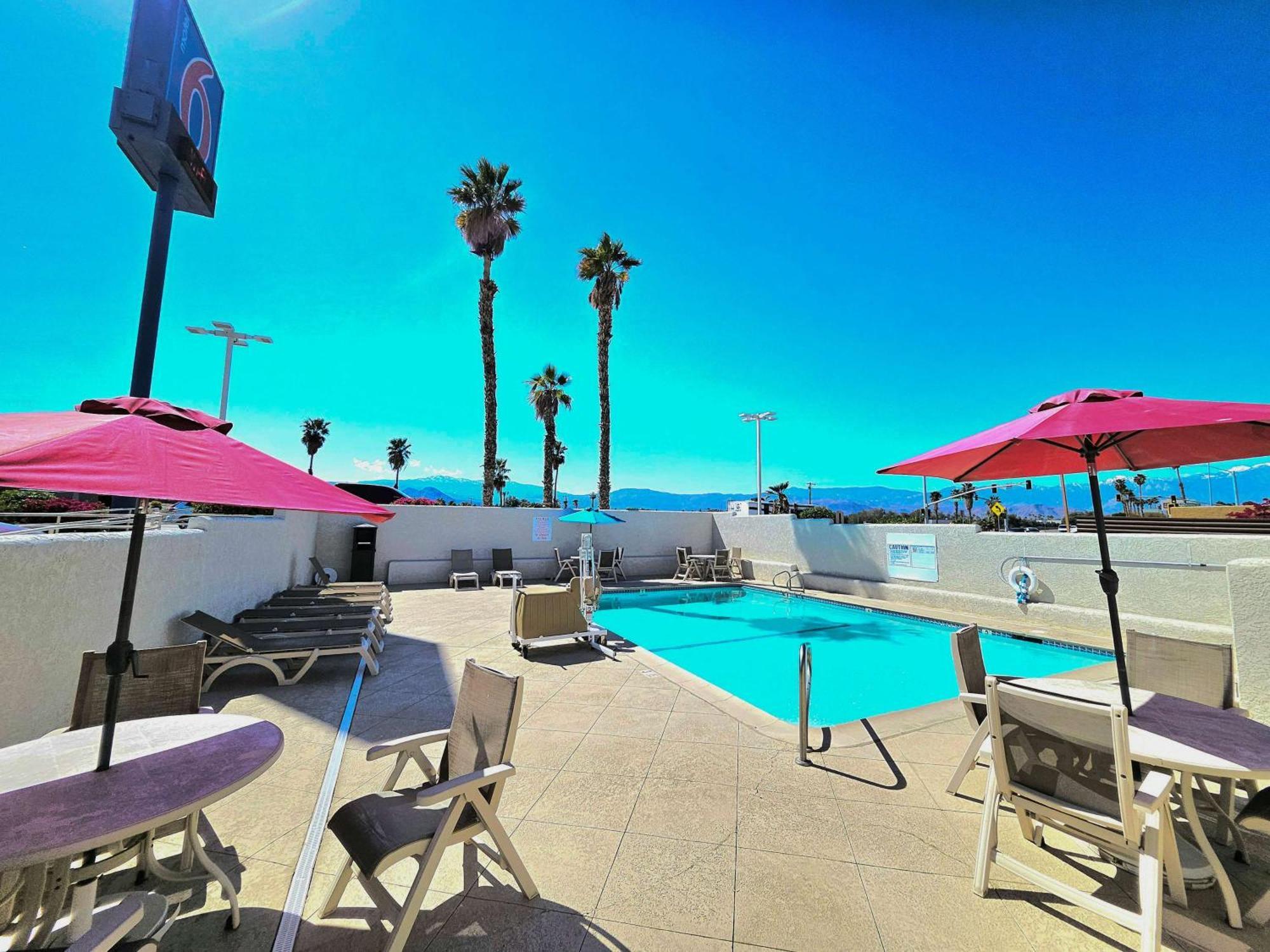 Motel 6-Palm Desert, Ca - Palm Springs Area Бермуда-Дюнс Экстерьер фото