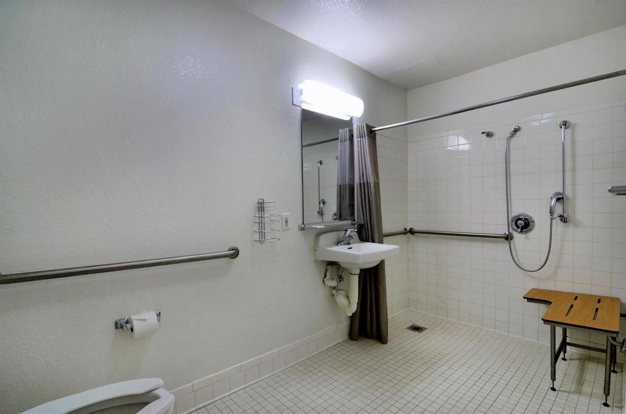 Motel 6-Palm Desert, Ca - Palm Springs Area Бермуда-Дюнс Экстерьер фото