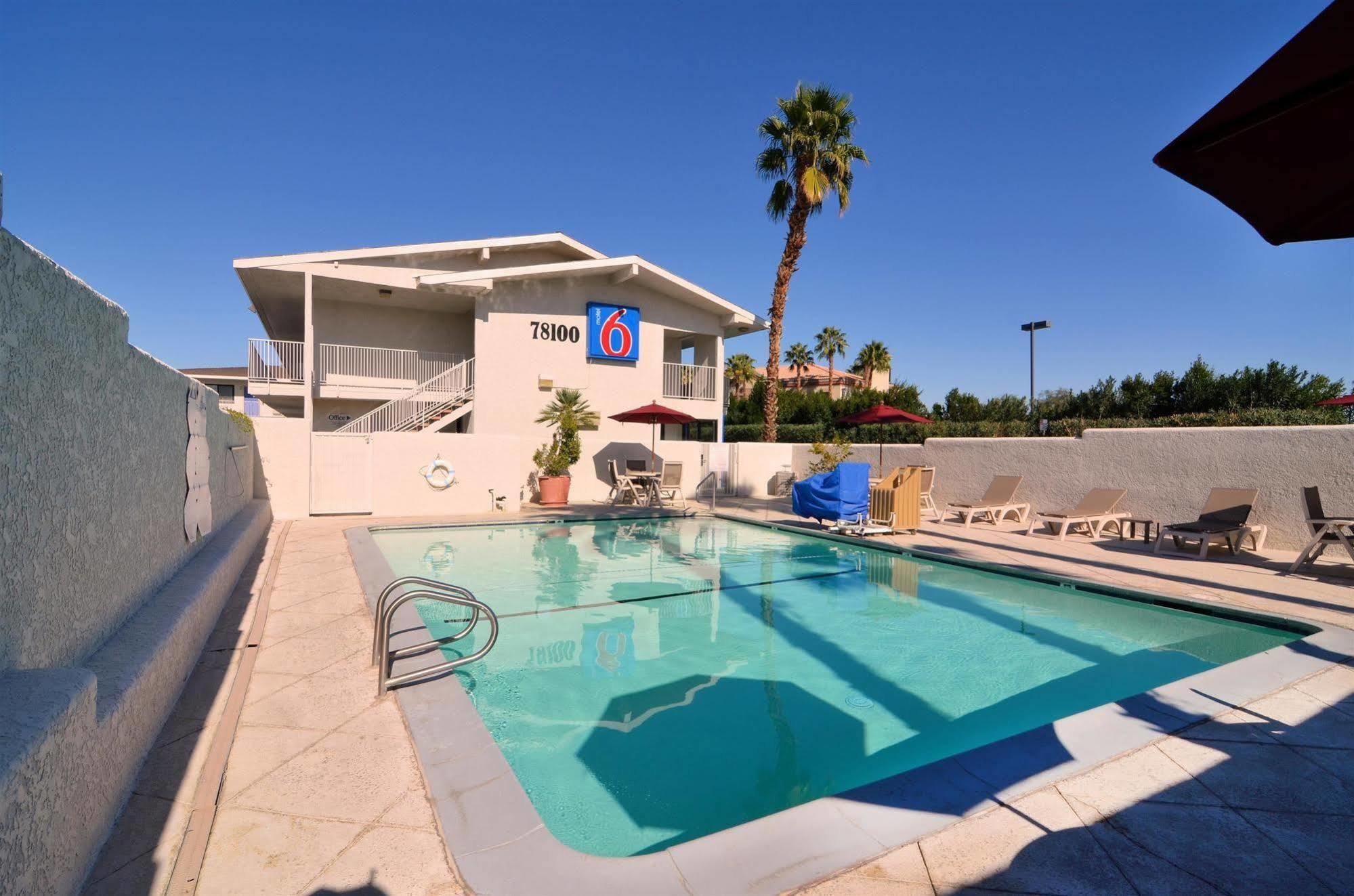 Motel 6-Palm Desert, Ca - Palm Springs Area Бермуда-Дюнс Экстерьер фото