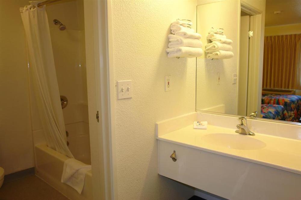 Motel 6-Palm Desert, Ca - Palm Springs Area Бермуда-Дюнс Номер фото